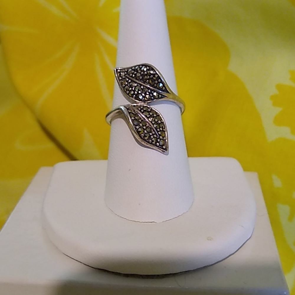 Sterling Silver Marcasite Leaf Ring - image 1